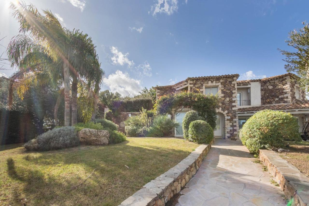 Villa Bougainvillea Con Piscina E Giardino Privato A Pochi Passi Dal Mare Castiadas Dış mekan fotoğraf