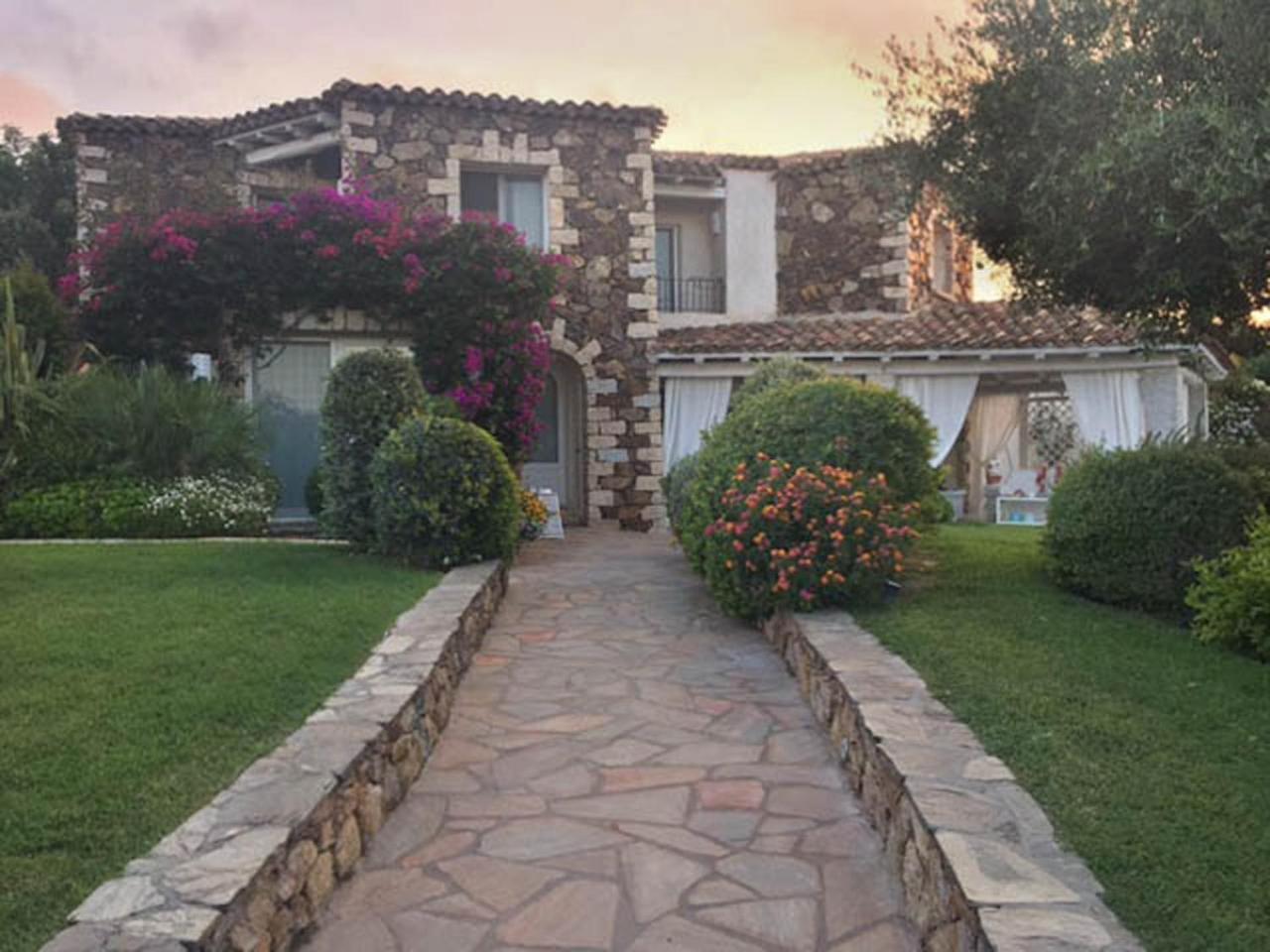 Villa Bougainvillea Con Piscina E Giardino Privato A Pochi Passi Dal Mare Castiadas Dış mekan fotoğraf